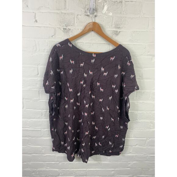 Torrid Women's Button-Up V Neck Blouse Top Cap Sleeves Animal Print Black Size 5 - Picture 2 of 5